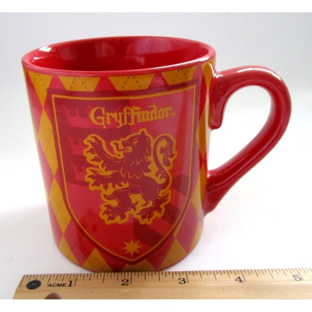 Harry Potter GRYFFINDOR House Crest Mug 14oz. - Wizarding World Coffee Cup - Picture 8 of 8